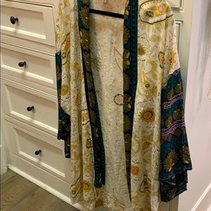 Beautiful Boho Umgee Kimono.